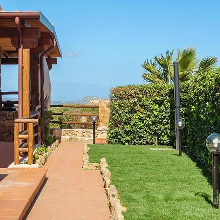 Holiday home Depandance Con Piscina