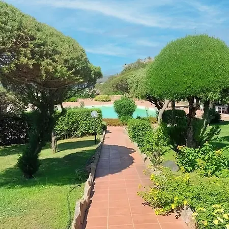 Depandance Con Piscina Punta Molara