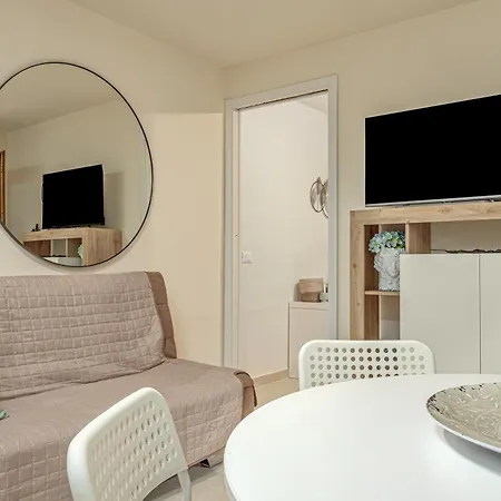 Ferienhaus Depandance Con Piscina Punta Molara